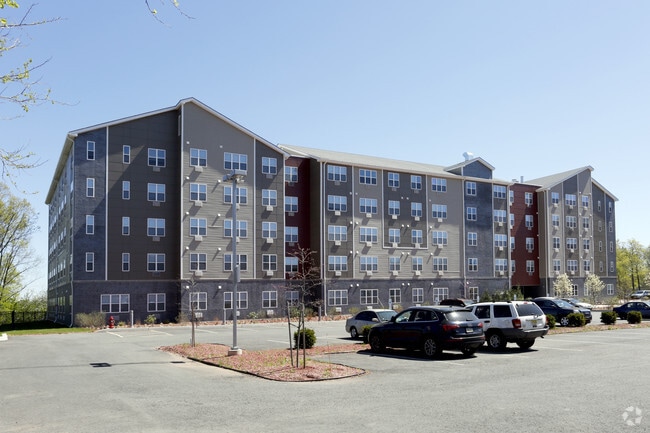 Building Photo - 280 PARK PLACE