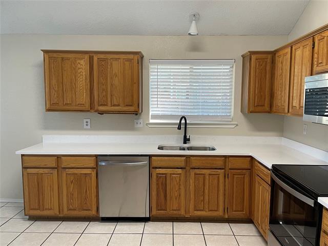 Building Photo - 2149 Willowood Dr