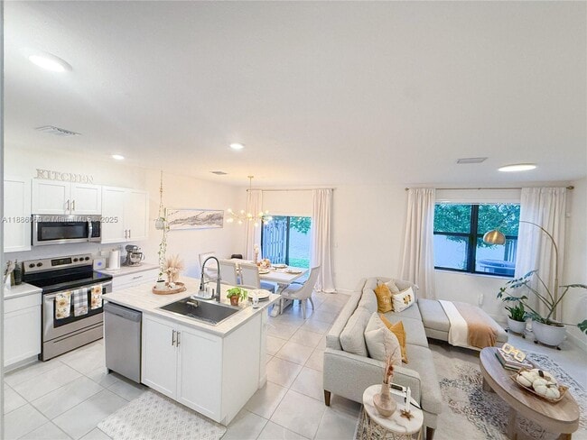 Primary Photo - 10095 SW 231st Ln