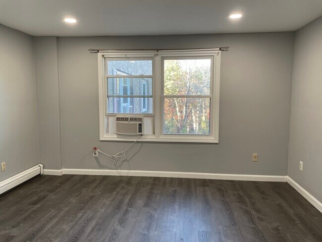 Building Photo - 610 S Franklin St