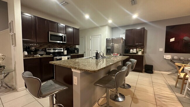 Building Photo - 5916 Briar Rose Wy