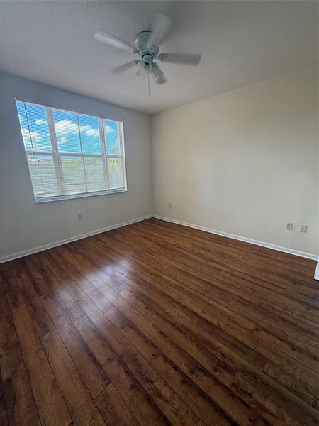 Building Photo - 4404 SW 160th Ave