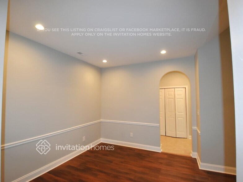 Building Photo - 2367 Eagle Glen Ct