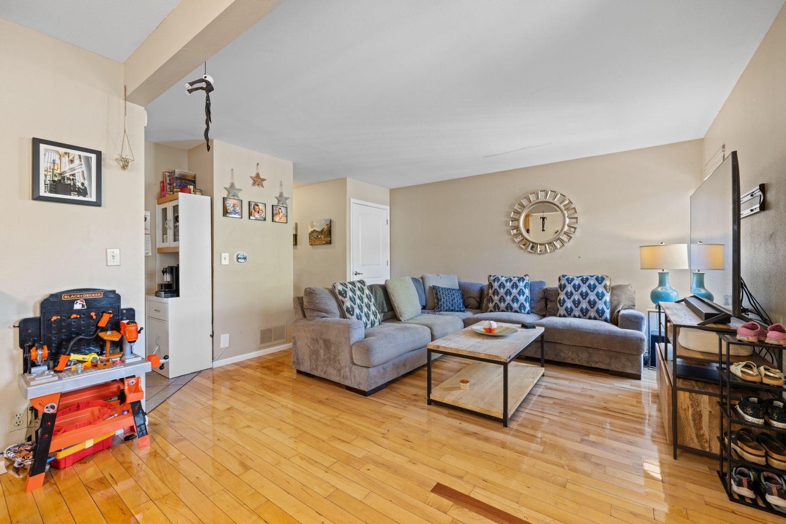 Building Photo - 2780 Perry St