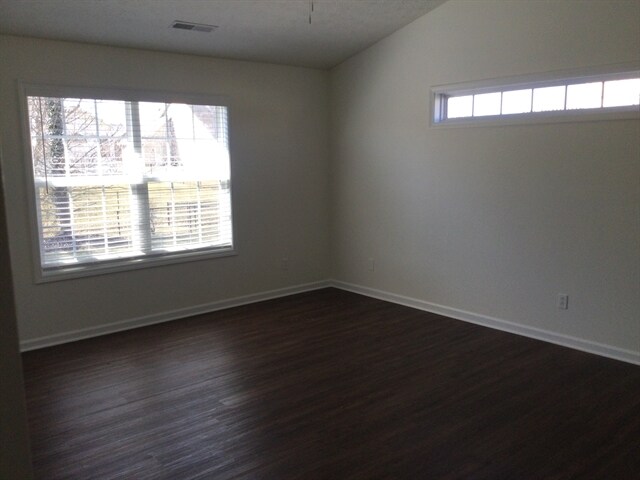 Building Photo - 851 Stardust Ct