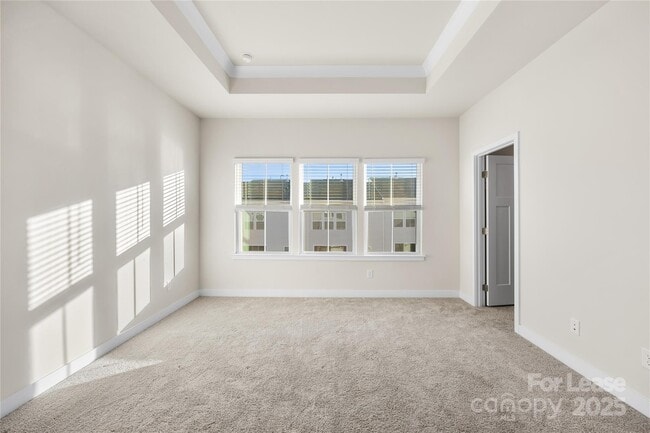 Building Photo - 9769 Oaklawn Blvd NW