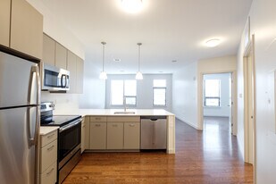 Building Photo - 496 Harvard St