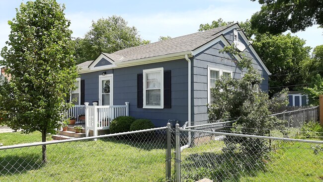 Building Photo - 935 Sherman St