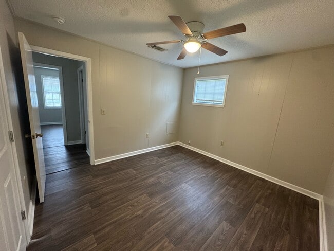 Building Photo - 101 Dorman Ave