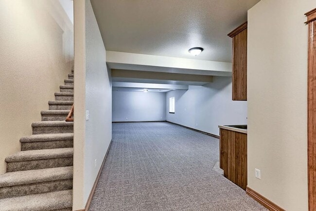 Building Photo - Light-Filled Living in a Peaceful Fort Collins Neighborhood