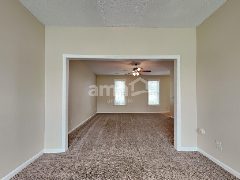 Building Photo - 3691 Wood Cove Dr