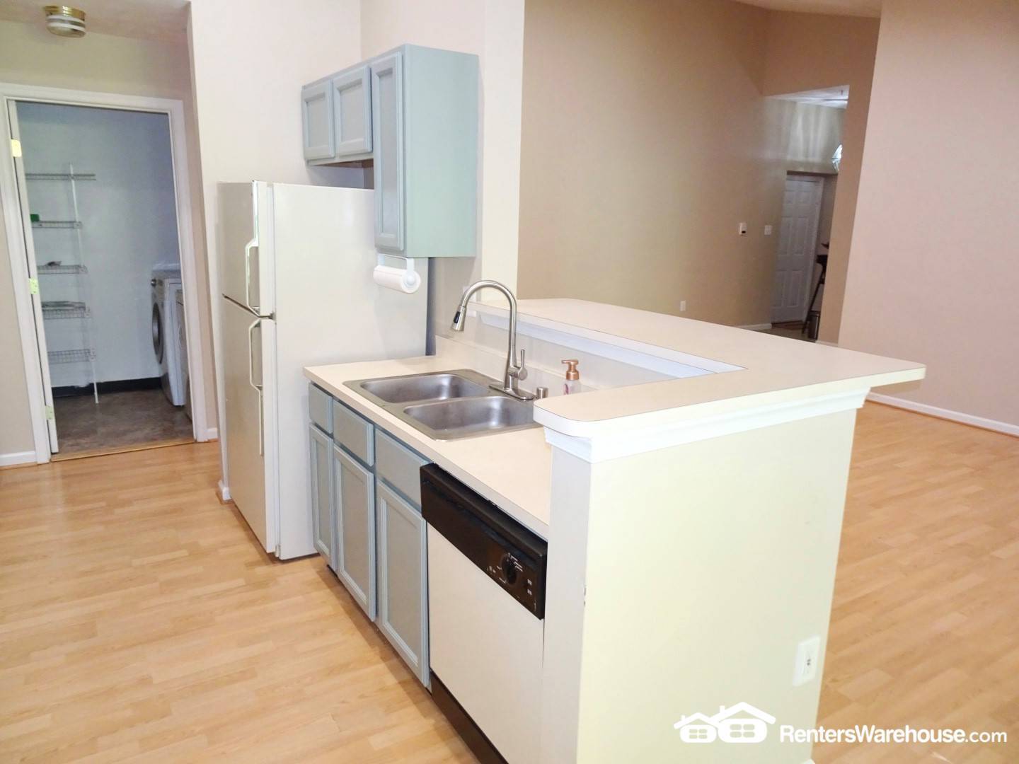 Building Photo - 7906 Valley Manor Rd