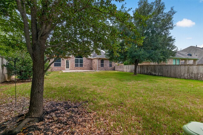 Building Photo - 50 Vershire Cir