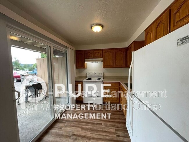 Building Photo - 8584 SE 72nd Ave