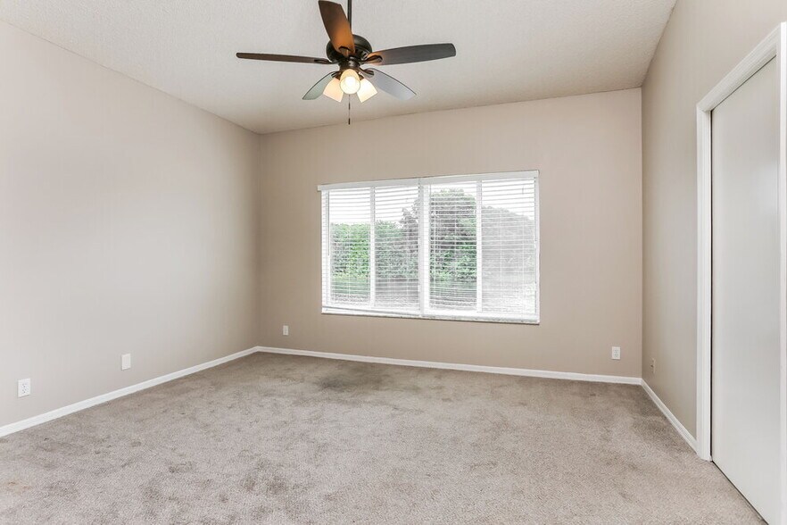 Building Photo - 1298 SW 44th Terrace