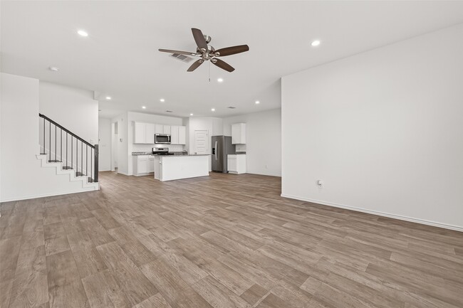 Building Photo - 7427 Audubon Russet Dr