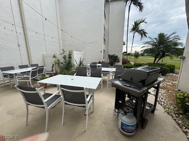 Building Photo - 1624 Pine Valley Dr