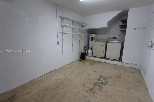 Building Photo - 26271 SW 135th Ave