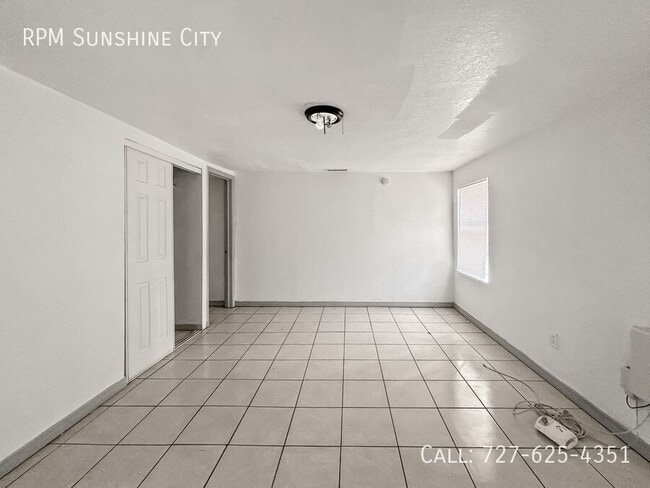 Building Photo - 3105 N 75th St