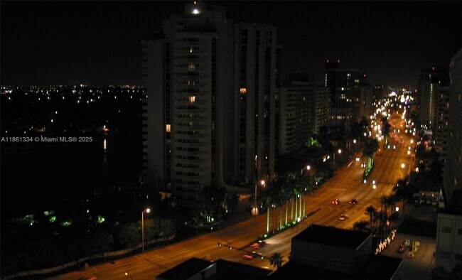 Building Photo - 5401 Collins Ave