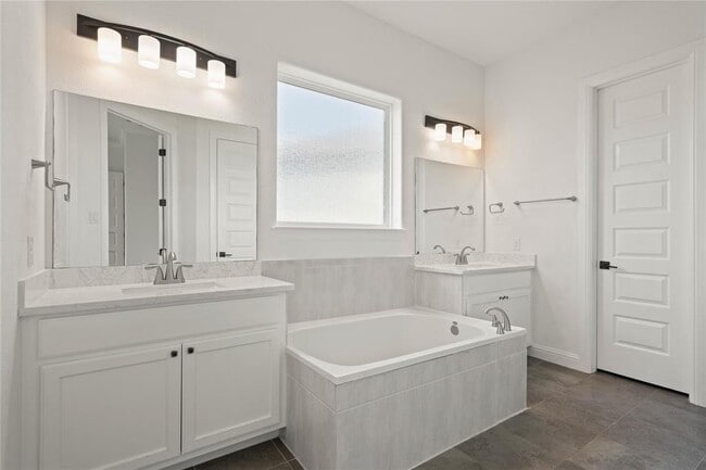 Building Photo - 20700 Matts Cove