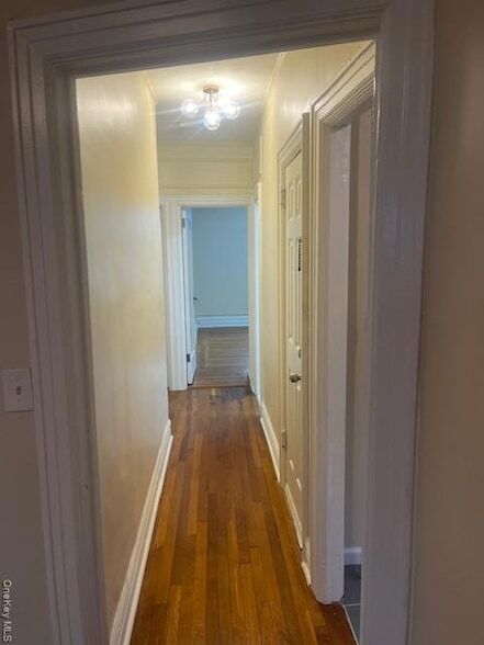 Building Photo - 14 E 236th St