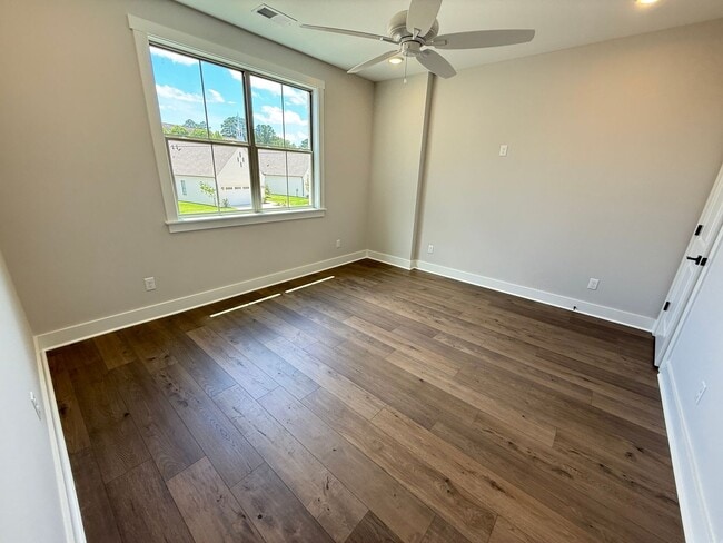 Building Photo - 4BR/3.5BA Home For Rent