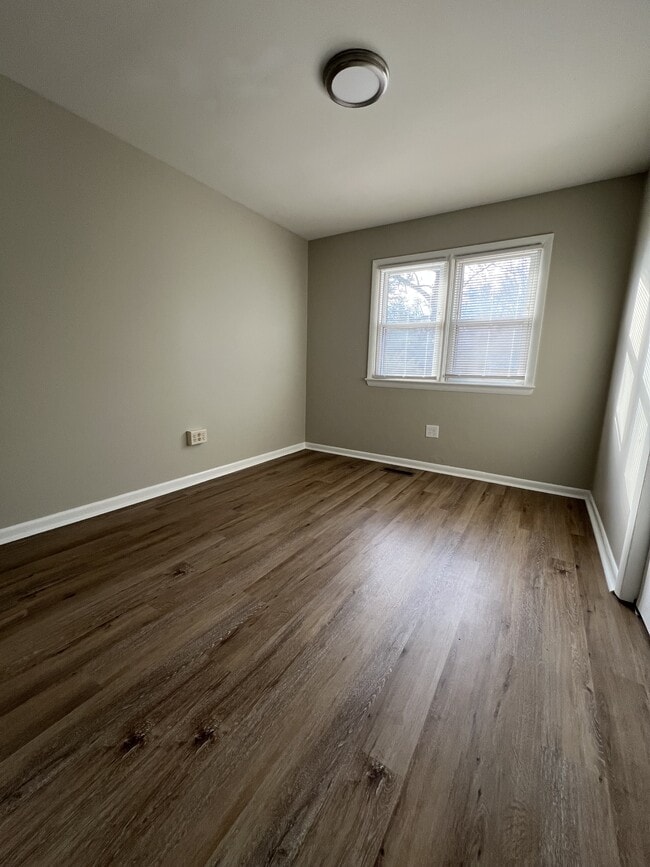 Building Photo - 413 Bailey Ln