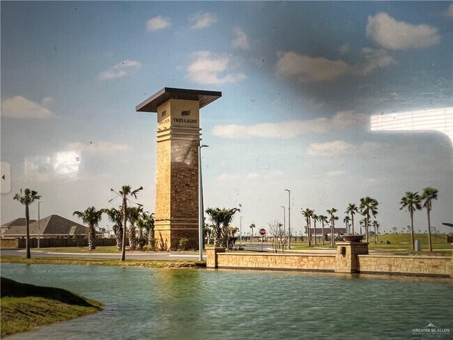 Building Photo - 33 Escondido Pass