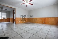 Building Photo - 1542 Parr St