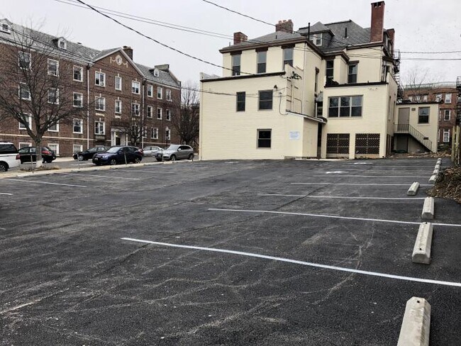 Building Photo - 2938 St Paul St