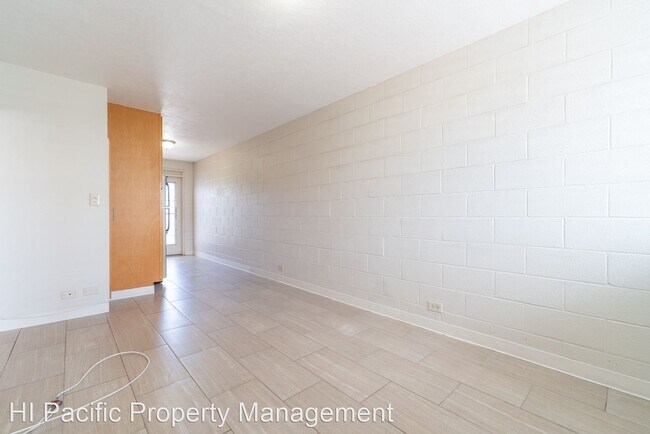 Building Photo - 2 br, 1 bath House - 1426 Keeaumoku St #C21