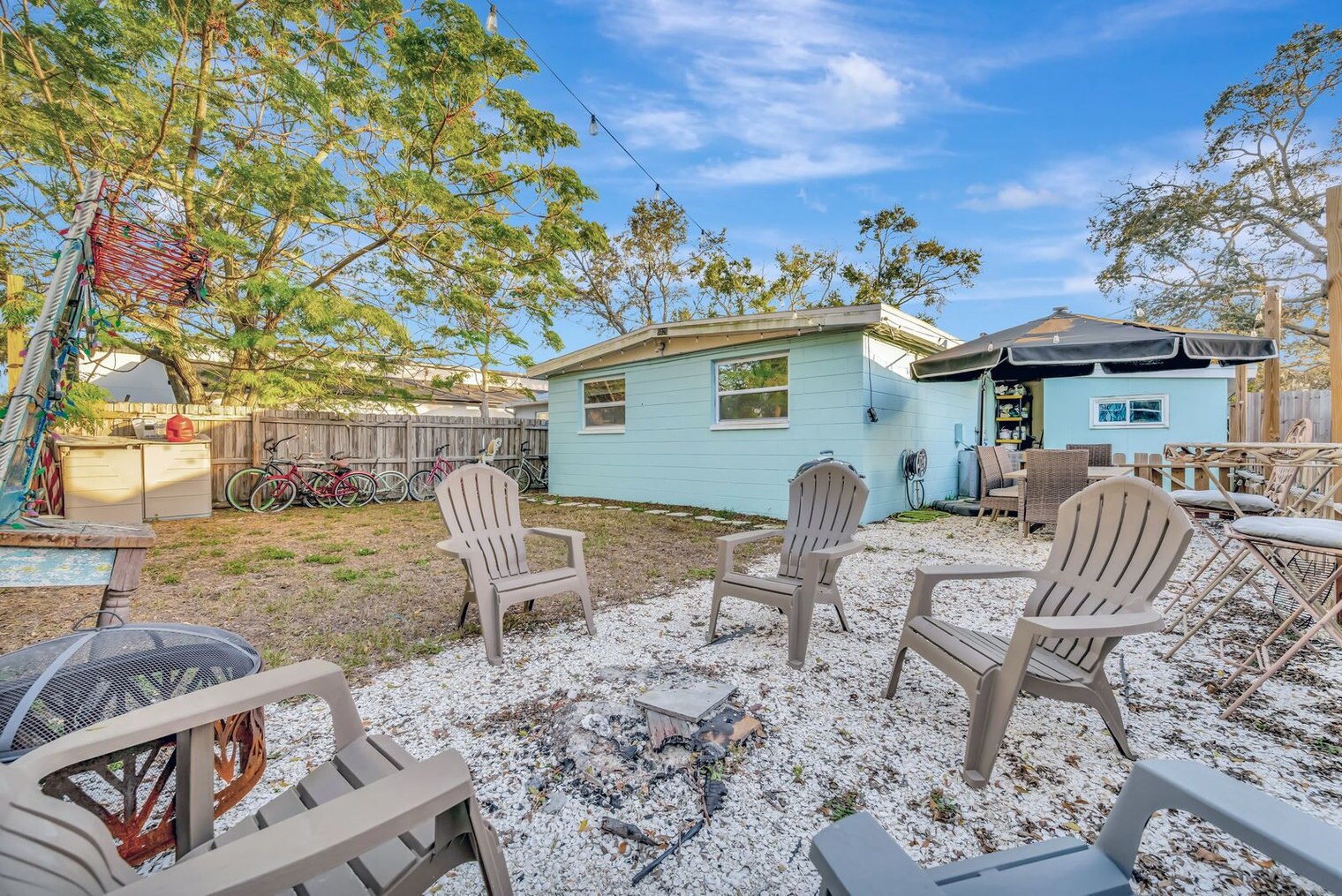 Building Photo - 5025 9th Ave S