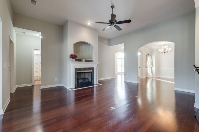 Building Photo - 218 Stoners Glen Ct