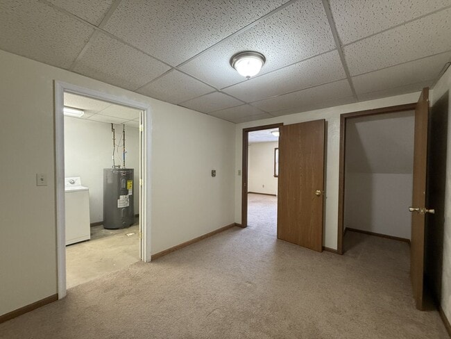 Building Photo - Secluded Two Bedroom Townhome Minutes from...