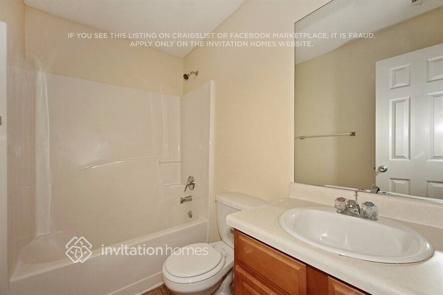 Building Photo - 104 Hidden Creek Dr