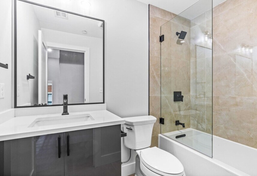 Building Photo - 35 Union Sq