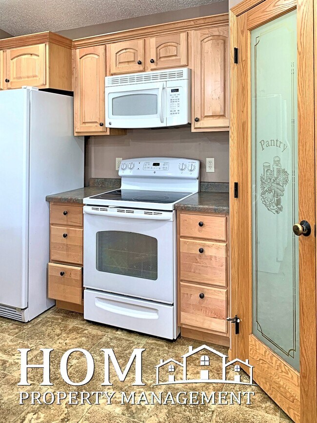 Building Photo - 140 Peggy Ln