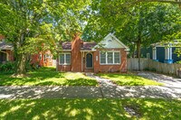 Building Photo - 2039 Dellwood Ave