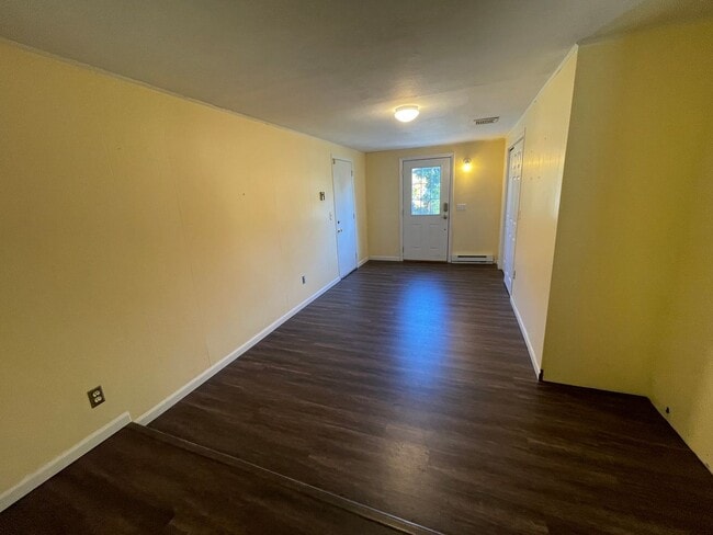 Building Photo - Beautiful 4 Bedroom House *w/ an In-Law* in Cheshire! Garage Parking, Central Air, & a Beautiful ...