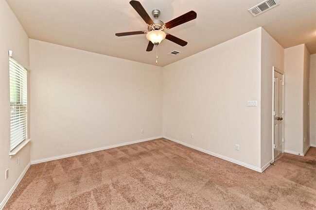 Building Photo - 265 Shale Cir