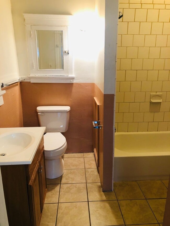 Building Photo - 111 N Arthur Ashe Blvd