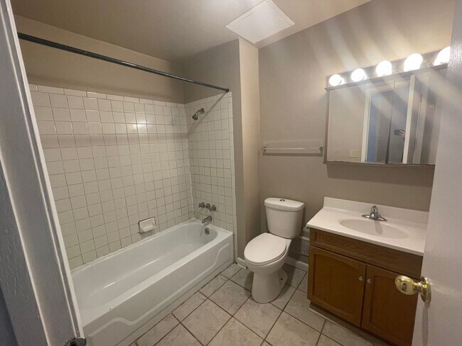 Interior Photo - Windsor West Apartments Homes