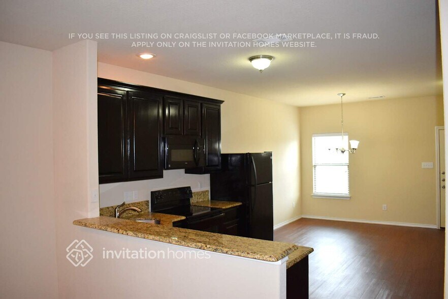 Building Photo - 1832 Wickham Dr