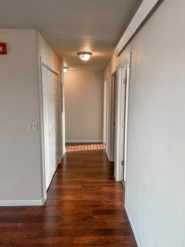 Building Photo - 2935 Aspen Dr