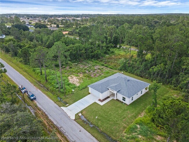 Building Photo - 7539 Bernal Dr