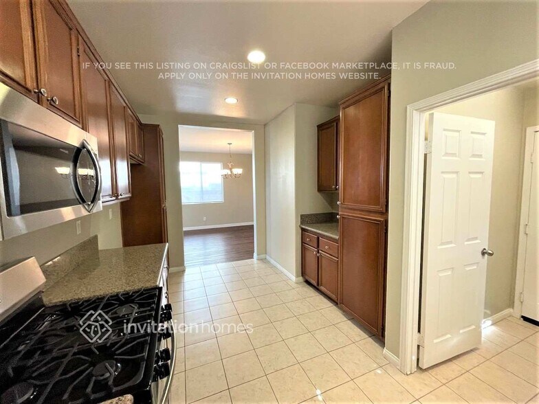 Building Photo - 34241 Ogrady Ct