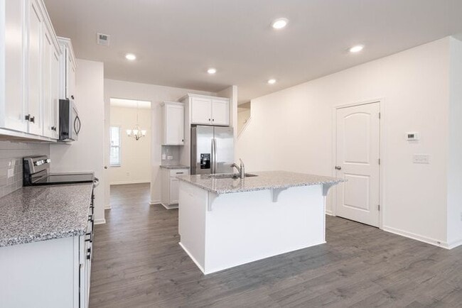 Building Photo - 4 Bedroom Home Piedmont School District - AVAILABLE FEBRUARY 2026