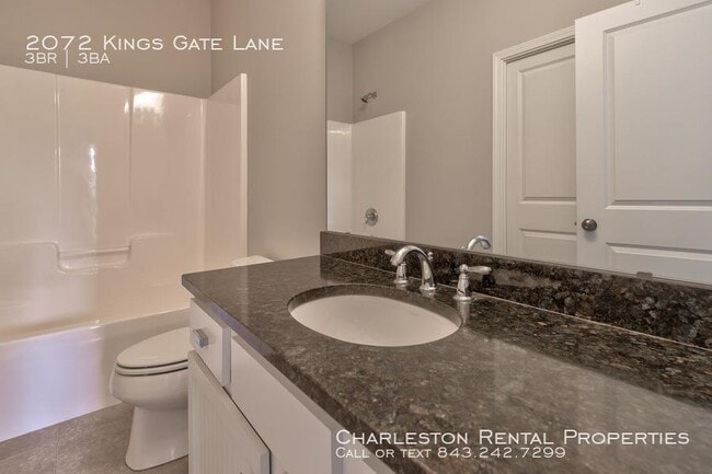 Building Photo - 2072 Kings Gate Ln