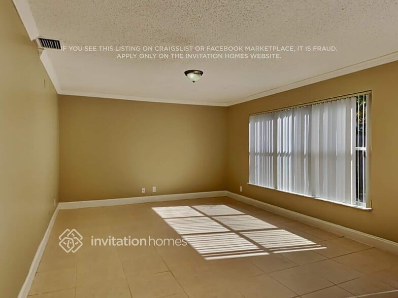 Building Photo - 5170 Foxhall Dr N